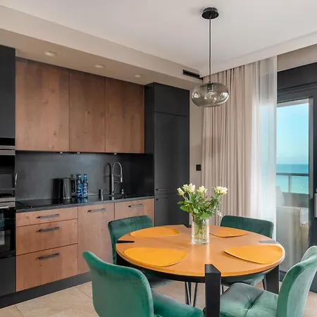 Dune - Frontowy Widok Na Morze W Gardenia Dziwnów